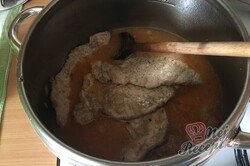 Příprava receptu Fantastické vepřové řízky na hořčici za 30 minut na stole, krok 7