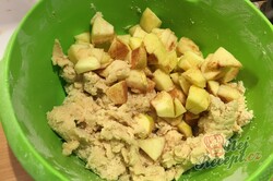 Příprava receptu Fantastické jablečné buchtičky, které zmizí z talíře za jednu minutu., krok 5