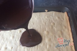 Příprava receptu Tvarohové řezy s čokoládovým pudinkem - FOTOPOSTUP, krok 17