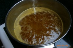 Příprava receptu Pampeliškový med, krok 2