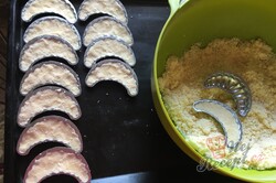 Příprava receptu Kokosové foukané rohlíčky, krok 4
