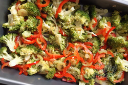 Příprava receptu Snadná a rychlá večeře - pekáč s brokolicí, krok 2