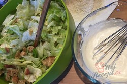 Příprava receptu Cézar salát s kuřecím masem, krok 7