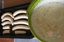 Příprava receptu Banánový krémový dezert s mascarpone krémem, krok 6