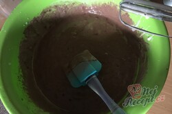 Příprava receptu Úžasný jablečný zákusek s čokoládovou polevou, krok 3