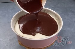 Vynikající recept na plačící dort. Šťavnatý kakaový piškot s výborným krémem za 30 minut., krok 3