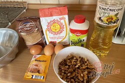 Příprava receptu Jemná nedělní ořechová bábovka, krok 1