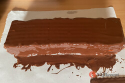 Příprava receptu Lahodný mramorový řez BeBe bez pečení s krémovou čokoládovou polevou, krok 6