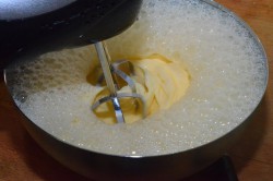 Příprava receptu Švestkový koláč s vanilkovou vůní, krok 3