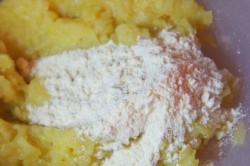 Příprava receptu Bramborové tyčinky se sýrem, krok 3
