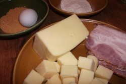 Příprava receptu Nejlepší občerstvení k pivečku - sýrové kostky ve slanině, krok 1