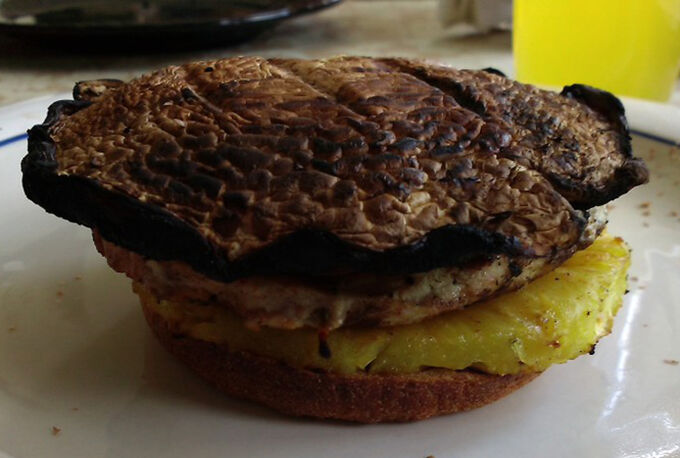 Recept Portobello hamburger s grilovaným ananasem