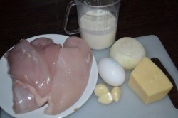 Příprava receptu Zapékané kuřecí kuličky na smetaně, krok 1