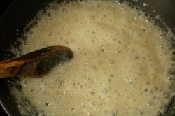 Příprava receptu Mléčné bonbóny pro nejmenší, krok 2