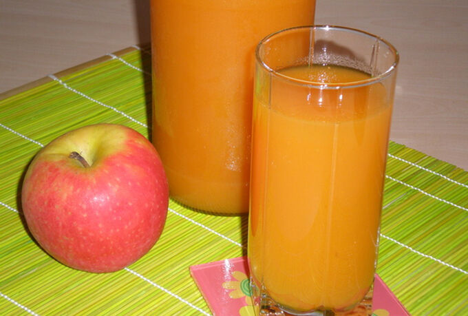 Recept Domácí jablkovo mrkvový džus