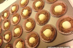 Příprava receptu Luxusní muffiny s kokosovým překvapením, krok 1