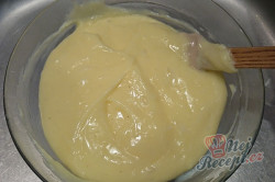 Příprava receptu Jednoduché rychlořezy s jogurtovým krémem, krok 7