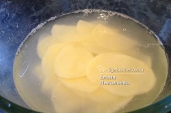 Příprava receptu Domácí bramborové lupínky bez smažení, krok 3