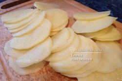Příprava receptu Domácí bramborové lupínky bez smažení, krok 2