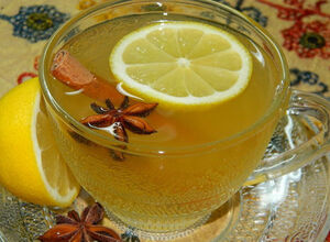 Recept Horký jablečný nápoj s badyánem a citronem
