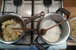 Příprava receptu Křupavé oříšky v karamelu a oplatce - GRILÁŽKY, krok 2