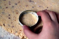Příprava receptu Slaninové pagáče se sýrem bez kynutí, krok 2