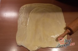 Příprava receptu Plněná sýrová roláda, krok 4