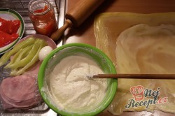 Příprava receptu Plněná sýrová roláda, krok 7