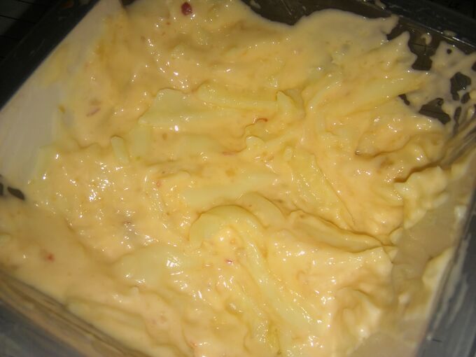 Recept Pikantní sýrová pomazánka s česnekem