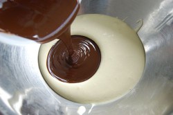 Příprava receptu Čokoládová pěna s malinami, krok 1