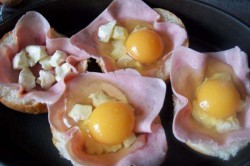 Příprava receptu Zapékané vajíčko v housce, krok 3