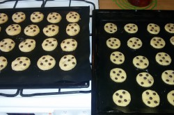 Příprava receptu Jednoduché cookies s čokoládou, krok 6