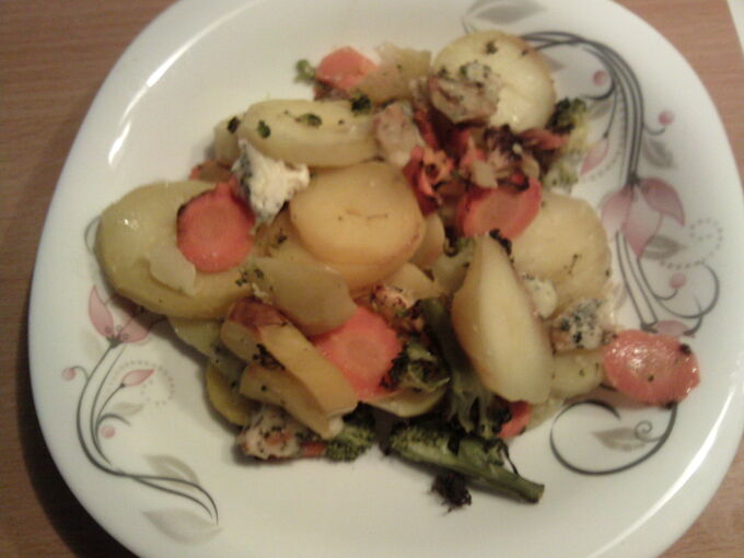 Recept Zapečené brambory s brokolicí a nivou