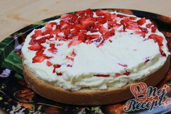 Příprava receptu Neodolatelný dortík s vanilkovým krémem a jahodami, krok 4