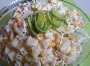 Recept Celerový salát s ananasem a pórkem