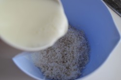 Příprava receptu Mléčná rýže s borůvkami, krok 1