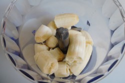 Příprava receptu Banánový koktejl, krok 1