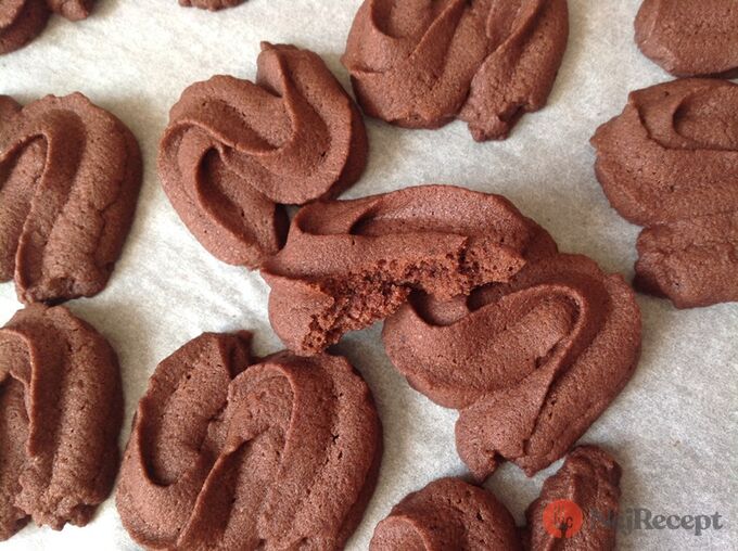 Recept Křehké kakaové sušenky Esíčka