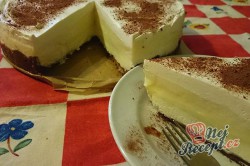 Příprava receptu Nepečený dort s vanilkovým krémem, krok 14