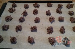 Příprava receptu Kakaová klubka s chutí skořice, krok 6