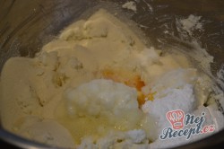 Příprava receptu Tvarohové kuličky s mákem v malinové omáčce, krok 3
