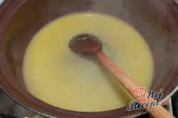 Příprava receptu Nejlepší větrníky s vanilkovým a karamelovým krémem, krok 4