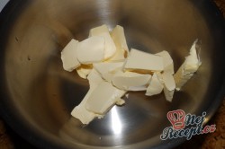 Příprava receptu Vanilkovo-ořechový krémeš z listového těsta, krok 10