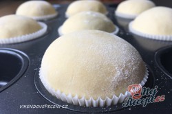 Příprava receptu Koblihy pečené jako muffiny, krok 1