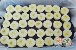 Příprava receptu Famózní, banánovo-čokoládový zákusek, krok 5