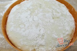 Příprava receptu Smažené copánky obalené v skořicovém cukru, krok 3