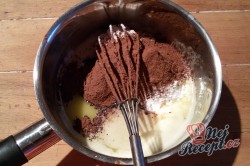Příprava receptu Vynikající ořechový cukeťák s kakaovou polevou, krok 13