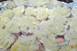 Příprava receptu Kuřecí prsa zapečená s ananasem a sýrem, krok 3