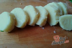 Příprava receptu Krůtí srdíčka s hlívou na smetaně s bramborovými knedlíčky, krok 13
