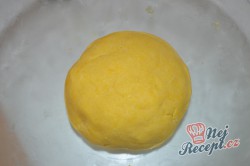 Příprava receptu Jablečný koláč se sněhovou peřinkou, krok 2
